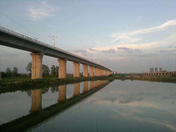 成渝鐵路采用松夏<a href='http://m.xhguangxue.com/' target='_blank'><u>空氣彈簧</u></a>